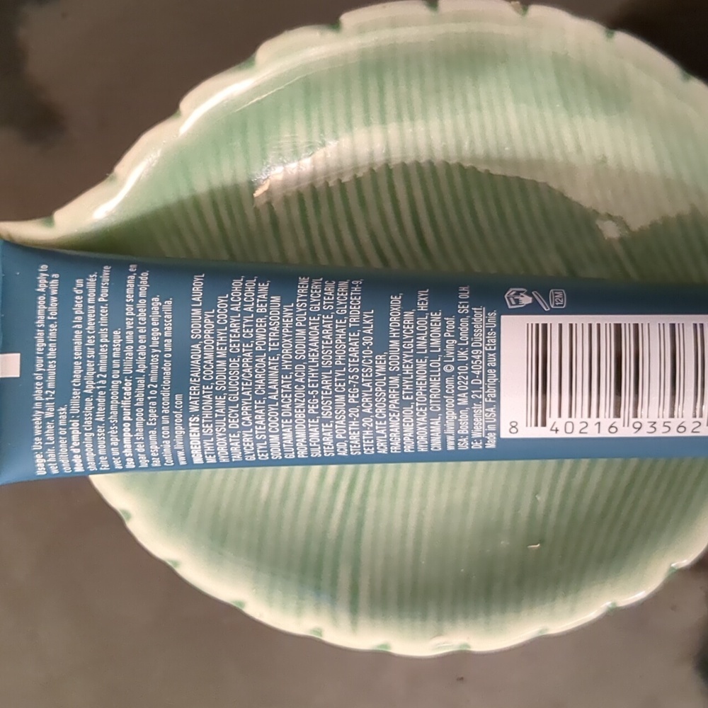 Clarifying Shampoo - Picture 2 of 2